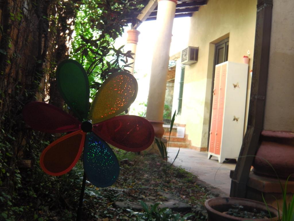 Panambi Hostel Asuncion Luaran gambar